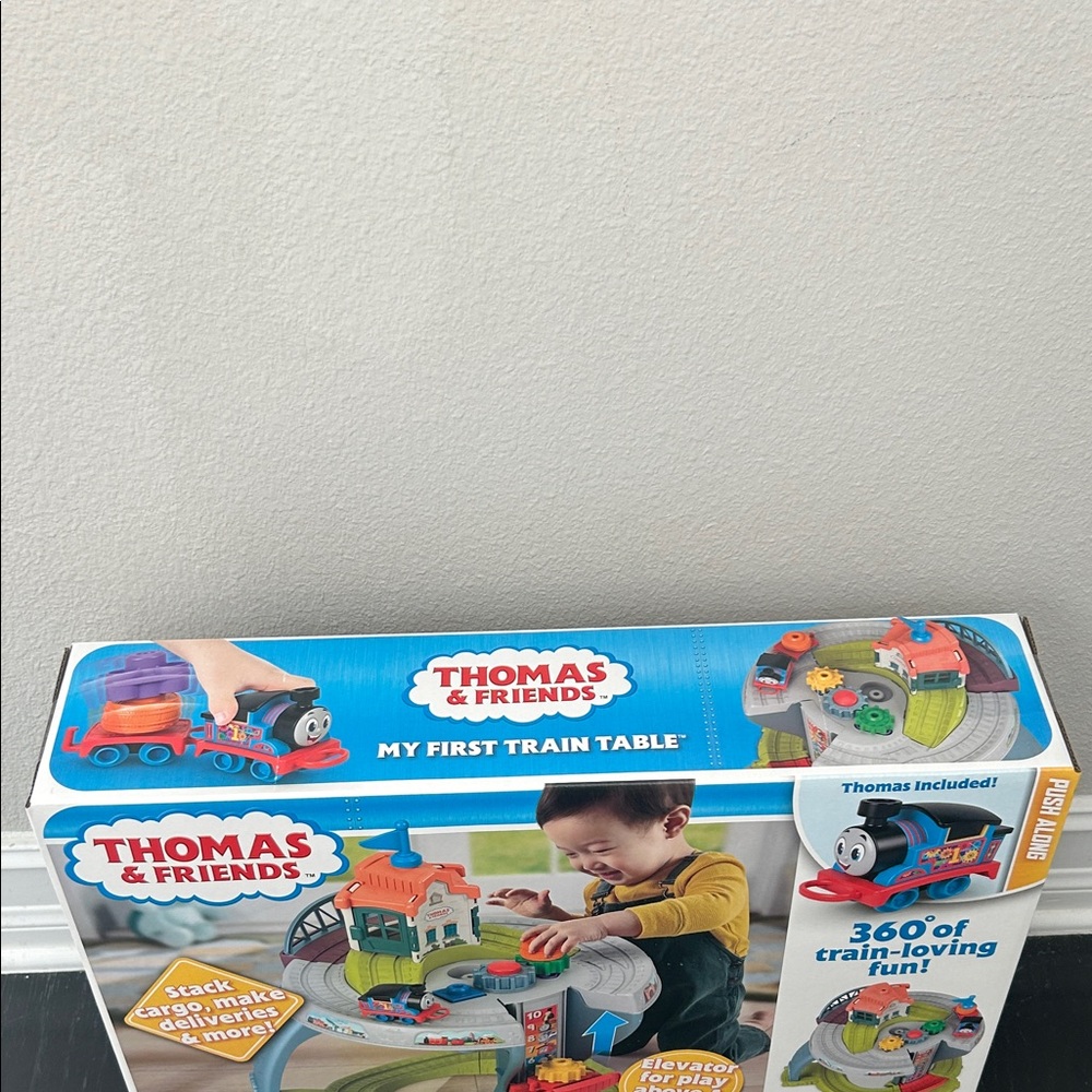 Fisher-Price Thomas & Friends My First Train Table - Picture 2 of 6